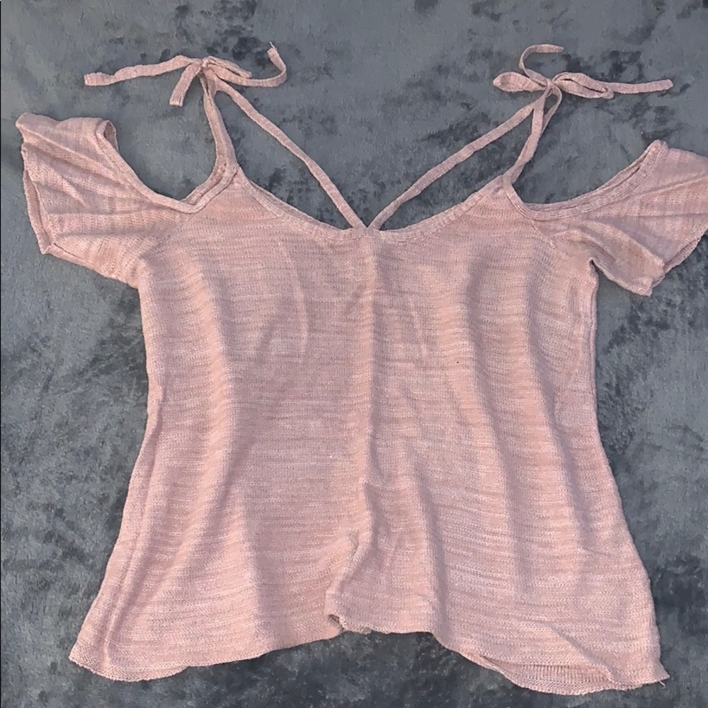American Eagle Cold Shoulder Blouse